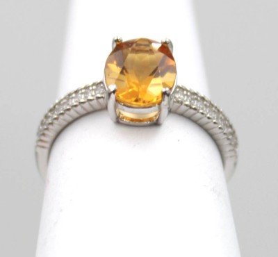 Auktion <br>925er Silber-Ring mit natürlichem Citrin, offen Schiene, 1,8gr. [1]