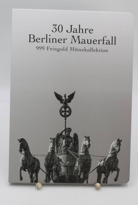 Auktion <br>Sammellsatz von 12 kl. Münzen, 30 Jahre Mauerfall in Deutschland, 1/500 Unze, 2019, Tschad 3000 Francs CFA [1]