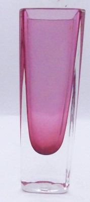 Auktion 348<br>kl. eckige Murano-Vase, rosa/klar, H-17,5 cm [1]