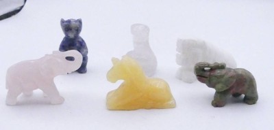 Auktion <br>6x div. kl. Steintiere, Jade etc., H-max 3 cm, L-max 5 cm [1]