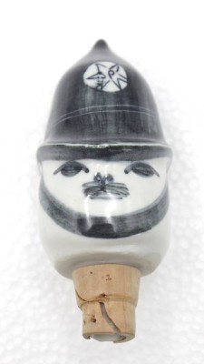 Auktion 348<br>Scherzkorken, Polizist, Porzellan bemalt, H-12cm [1]
