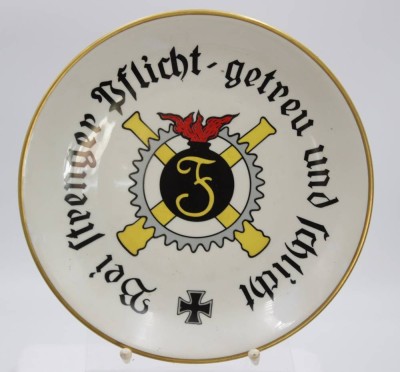 Auktion 349<br>Wandteller, Feuerwehr, Bei strenger Pflicht - getreu und schlicht, Hutschenreuther, D-25,3cm [1]