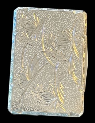 Auktion 349<br>kl. Zigarettenetui, Silber-900-, florale Gravur, 8,5x6,5  cm, 100 gr. [1]