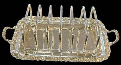 Auktion 349<br>Toastständer, England, electro plated, guter Zustand, L-23 cm, D-11 cm [1]