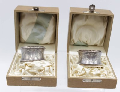 Auktion 349<br>2x Silber-800- Serviettenringe in Kästen, 21,3 gr-, H-2,8 cm [1]