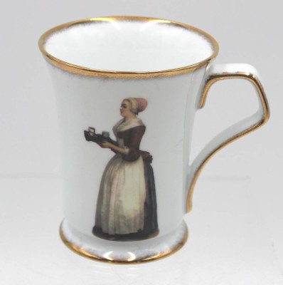 Auktion 349<br>Becher, Schokoladenmädchen,  Meander BV, H-9,5cm [1]