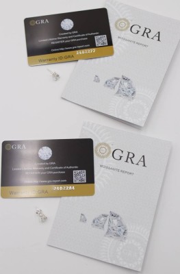 Auktion 350<br>Paar 925er Ohrstecker je mit einem 1 ct Moissanite, anbei Zertifikate [1]