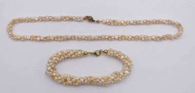 Auktion 350<br>Set, SW-Perlen, Kette und Armband, Kette mit 333er GG Schließe, ca. L-42cm L-20,5m [1]