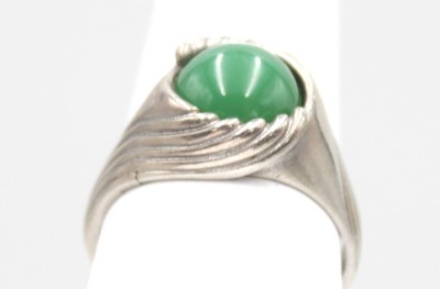 Auktion 350<br>835er Silber-Ring, grüner Stein, offen Schiene, ca. 6,1gr. [1]
