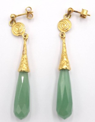 Auktion <br>Paar Ohrstecker, Etrusca Italy, vergoldet, grüner Stein, L-6,3cm [1]