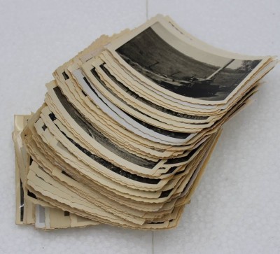 Auktion 350<br>ca. 120 div. Fotografien, 2. WK, Soldaten, Gebäude, Landschaften, Fahrzeuge, einige wenige verso beschriftet [1]