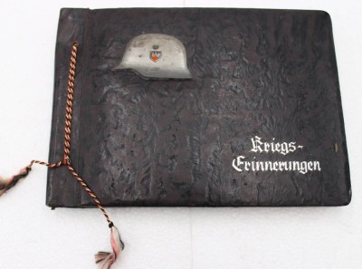 Auktion 350<br>Album, Kriegserinnerungen, mit ca.157 div. Aufnahmen, 2. WK, einige lose anbei [1]