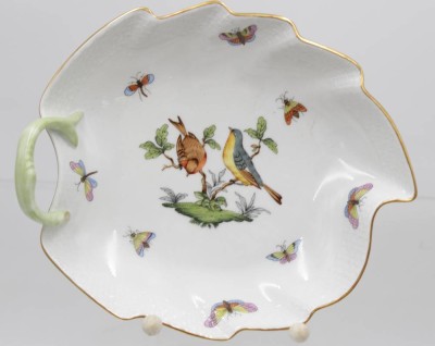 Auktion <br>Blattschale, Herend, Dekor Rothschild, H-6,5cm B-19,5cm [1]