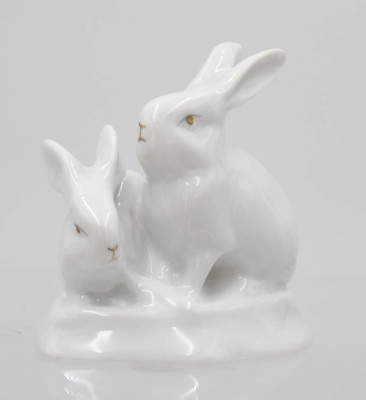 Auktion 350<br>Hasenpaar, Holloháza, Weißporzellan, H-7,5cm [1]