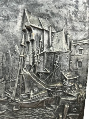 Auktion 350<br>massives Eisenrelief, Danzig mit Krantor, 53x40 cm, ca. 6,1 kg [1]