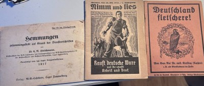 Auktion 350<br>3x Broschüren aus schlimmen Tagen, 1x Deutschland, fletschere um 1916 (wie man wenig Nahrung optimal verwertet),  (Lade) Hemmungen zusammengestellt auf Grund der Dienstvorschriften , 1917, kgl bayr. Kriegsministerium, und 