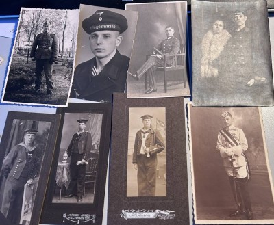 Auktion 350<br>26x div. Fotos Uniformierter, 1+2.WK, BDM, Studenten, div. Grössen [1]
