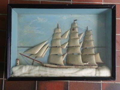 Auktion 364<br>Halbmodell eines Segelschiffes in Wandvitrine, 43x62x11,5 cm, [1]