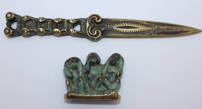 Auktion 350<br>kl. Bronze-Gruppe 