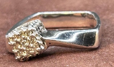 Auktion 350<br>eckiger Silberring-925- mit klaren Steinen, RG 57, 7,4 gr. [1]