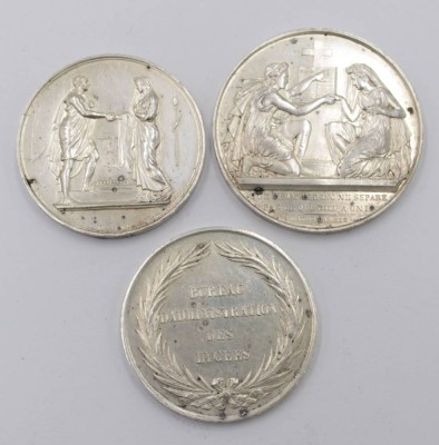 Auktion 350<br>3x Medaillen wohl Frankreich, Silber (gepr.), zus. 61,4, ca. D-4cm [1]