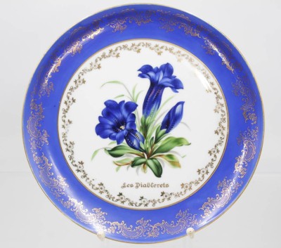 Auktion 350<br>Zierteller, Eschenbach, bemalt mit floralem Motiv und Goldzier, D-26cm [1]