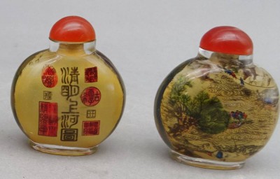 Auktion 350<br>2x Snuff-Bottles, China, Zwischeglasmalerei, H-7 cm [1]