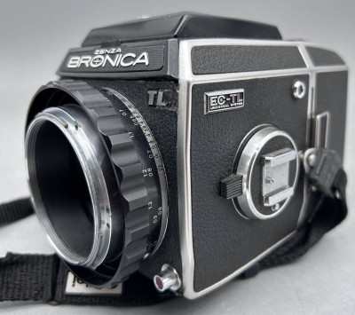 Auktion 350<br>Zenza Bronica EC TL Black Scarce 6x6 Body ohne Objektiv [1]