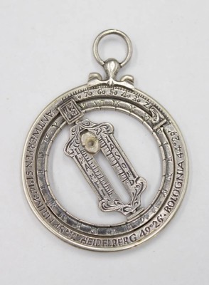 Auktion 351<br>835er Silber-Anhänger, Astrolabium, 16,2gr., D-4,5cm [1]