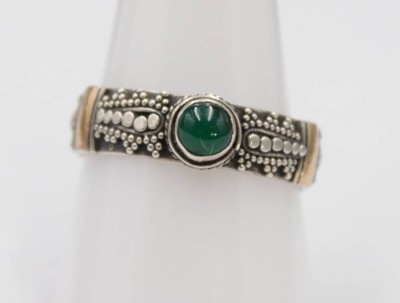 Auktion 351<br>925er Silber-Ring, grüner Stein sowie 18 K Goldauflage, 3,2gr., RG 62 [1]