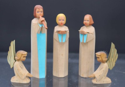 Auktion 351<br>5x div. Holz-Engel, handarbeit, 3x ca. H-10,2cm 2x ca. H-6cm [1]