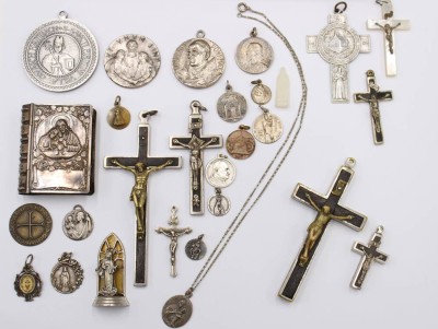 Auktion 351<br>Konvolut div. religiöses Schmuck, Medaillen, Kreuze etc, [1]