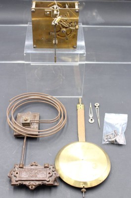 Auktion 351<br>Laut Einlieferer komplettes Lenzkirch Regulatoren-Werk ,  [1]