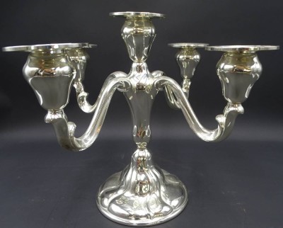 Auktion 351<br>grosser, 5 flammiger Kerzenhalter, versilbert, guter Zustand, H-24 cm, D-30 cm [1]