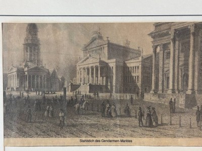 Auktion 364<br>Stahlstich des Gendarmenmarktes, Berlin,  19.Jhd., ger/glas RG 24x31 cm [1]