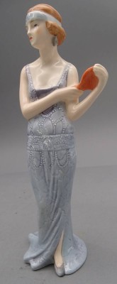 Auktion 352<br>Art Deco Mädchen mit Handspiegel 