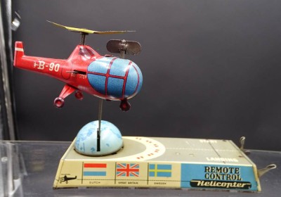 Auktion 352<br>Remote Helicopter, Heinz Biller, Blech, Werk läuft, leichte Alterspuren, H-15cm B-22cm [1]