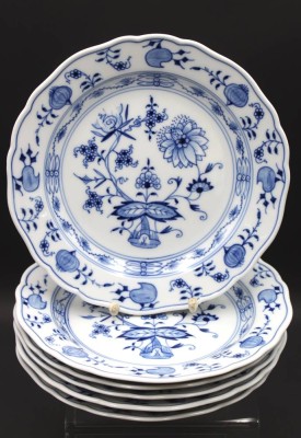 Auktion 352<br>6x flache Teller, Meissen Schwertermarke, Zwiebelmuster, 1. Wahl, D-22cm [1]