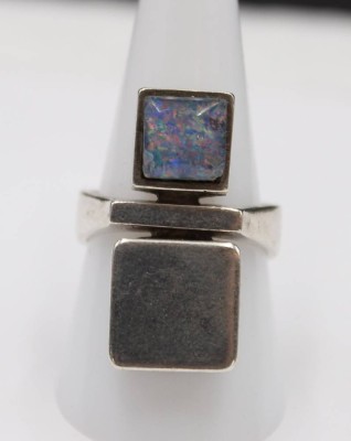 Auktion 352<br>835er Silber-Ring mit Opaltriplette, 10,5gr. RG 60 [1]