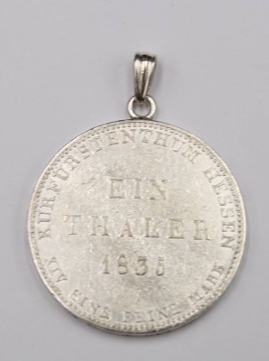 Auktion 352<br>Ein Thaler  1835, Kurfürstenthum Hessen, Silber gehenkelt, 22,4gr., D-3,5cm [1]