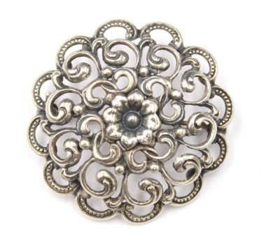 Auktion 352<br>runde Brosche, 835er Silber, Durchbrucharbeit, 8,7gr., D-4cm [1]