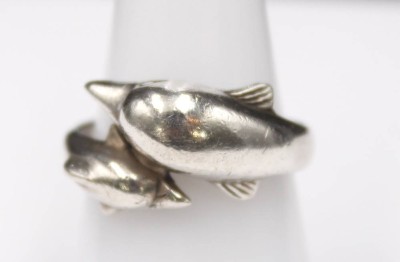 Auktion 352<br>figürlicher 925er Silber-Ring, Delphine, 5,1gr., RG 58 [1]