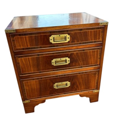 Auktion 352<br>engl. Mahagoni-Kommode in Maritim-Look, H-59 cm, 56x41 cm, 3 Schubladen [1]