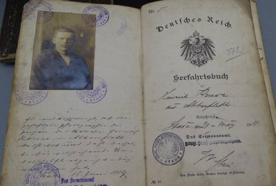Auktion 352<br>3x alte Seefahrtsbücher, 1894, 1903, 1911 [1]