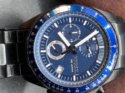 Auktion 371<br>Fossil Quartz HAU CH2692, schwarzes orig. Stahlband, D-4 cm gut erhalten [1]