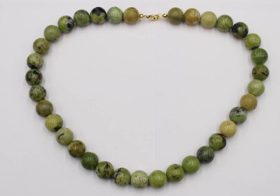 Auktion 353<br>Halskette, Chrysopras, 375er GG-Schließe, L-46cm [1]