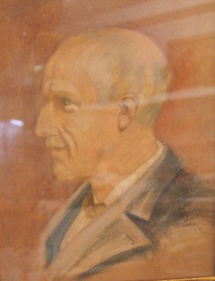 Auktion 353<br>unsigniertes Herrenportrait, Mischtechnik, ger./Glas, RG 46,5 x 37,5cm [1]