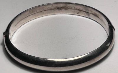 Auktion 353<br>Silber-Armreif-925-, oval, Klappscharnier, 7x6 cm, 17 gr [1]