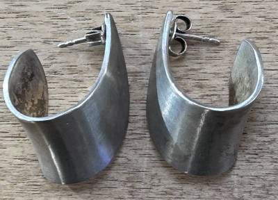 Auktion 353<br>Paar massive Silber-825- Ohrstecker, zus. 10,6 gr [1]