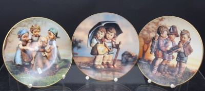 Auktion 353<br>3x Sammelteller mit Hummelmotiven, je ca. D-19cm [1]